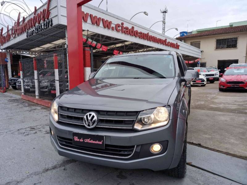 VOLKSWAGEN - AMAROK 2.0 HIGHLINE 4X4 CD 16V TURBO INTERCOOLER DIESEL 4P MANUAL - 2010/2011 - CINZA - R$ 69.800,00