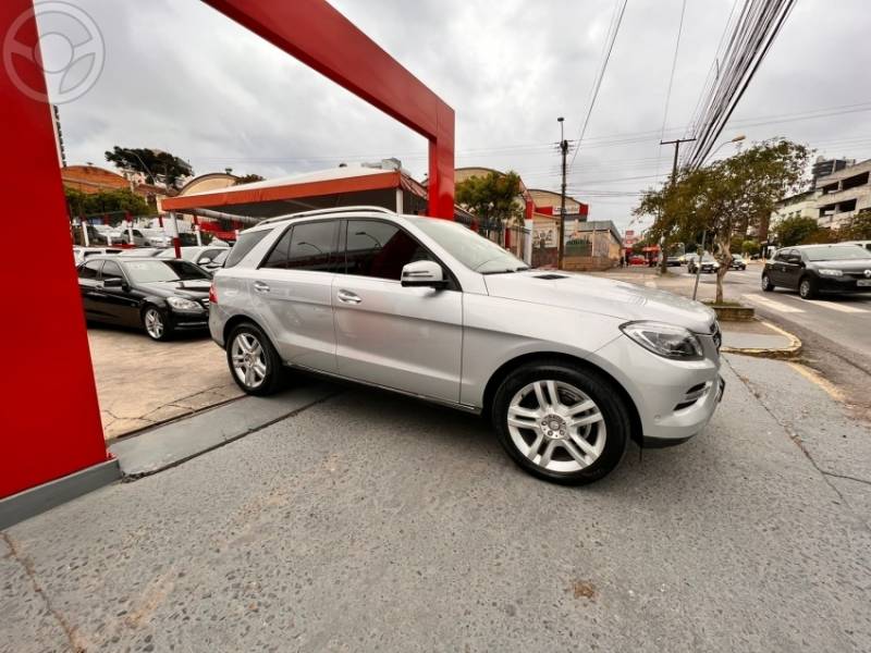 MERCEDES-BENZ - ML 350 3.0 BLUETEC V6 DIESEL 4P AUTOMÁTICO - 2015/2015 - PRATA - R$ 159.000,00