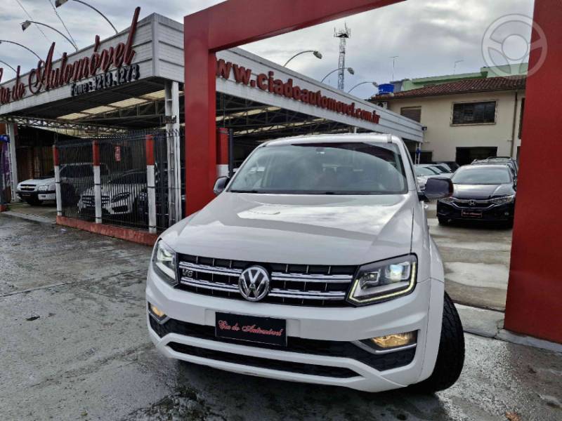 VOLKSWAGEN - AMAROK 3.0 V6 TDI HIGHLINE CD DIESEL 4MOTION AUTOMÁTICO - 2018/2018 - BRANCA - R$ 139.000,00