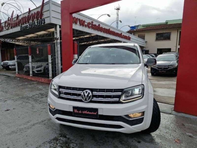 VOLKSWAGEN - AMAROK 3.0 V6 TDI HIGHLINE CD DIESEL 4MOTION AUTOMÁTICO - 2018/2018 - BRANCA - R$ 139.000,00