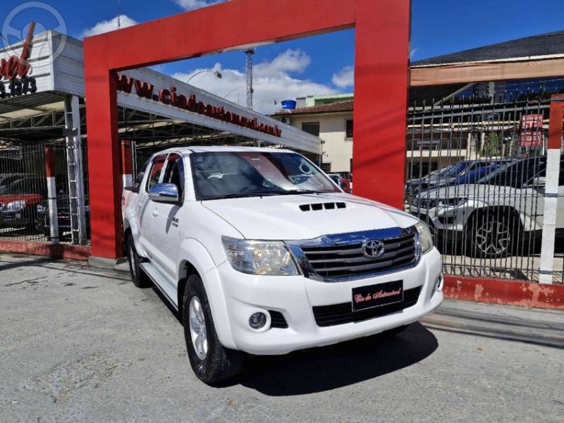 TOYOTA - HILUX 3.0 SRV TOP 4X4 CD 16V TURBO INTERCOOLER DIESEL 4P AUTOMÁTICO - 2014/2015 - BRANCA - R$ 149.000,00