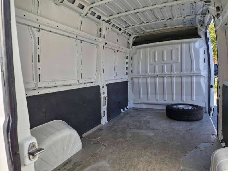 FIAT - DUCATO 2.3 MAXICARGO 8V TURBO DIESEL 3P MANUAL - 2019/2019 - BRANCA - R$ 150.000,00