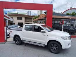 TOYOTA - HILUX 3.0 SR 4X4 CD 16V TURBO INTERCOOLER DIESEL 4P AUTOMÁTICO - 2014/2015 - BRANCA - R$ 139.000,00