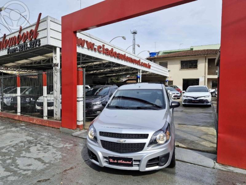 CHEVROLET - MONTANA 1.4 MPFI LS CS 8V FLEX 2P MANUAL - 2013/2014 - PRATA - R$ 39.800,00