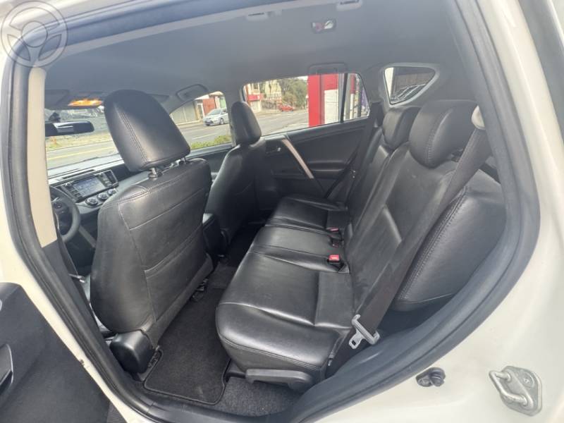 TOYOTA - RAV4 2.0 4X2 16V 4P AUTOMÁTICO - 2014/2014 - BRANCA - R$ 84.900,00