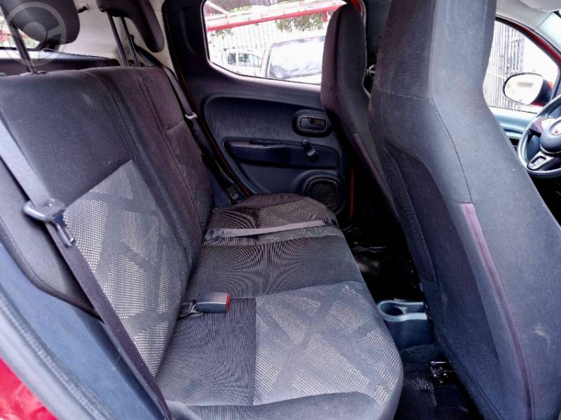 FIAT - MOBI 1.0 8V EVO FLEX WAY MANUAL - 2018/2018 - VERMELHA - R$ 47.900,00