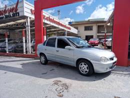 CHEVROLET - CORSA 1.0 MPFI CLASSIC SEDAN LIFE 8V FLEX 4P MANUAL - 2006/2007 - PRATA - R$ 22.900,00