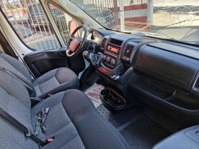 FIAT - DUCATO 2.3 MAXICARGO 8V TURBO DIESEL 3P MANUAL - 2019/2019 - BRANCA - R$ 150.000,00