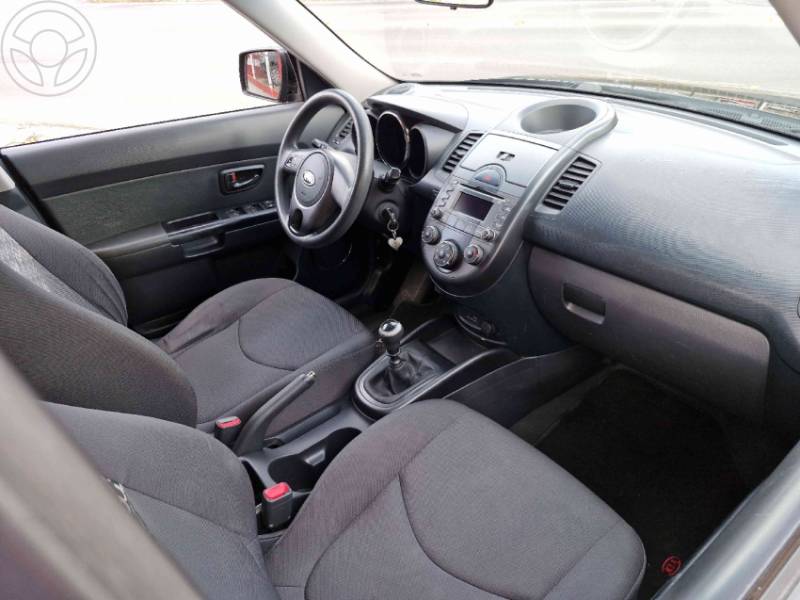 KIA MOTORS - SOUL 1.6 EX 16V FLEX 4P MANUAL - 2011/2012 - PRETA - R$ 42.900,00