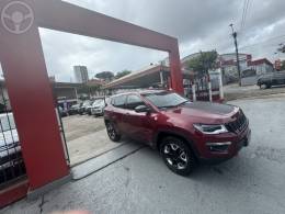 JEEP - COMPASS 2.0 16V DIESEL TRAILHAWK 4X4 AUTOMÁTICO - 2016/2017 - BORDO - R$ 109.000,00