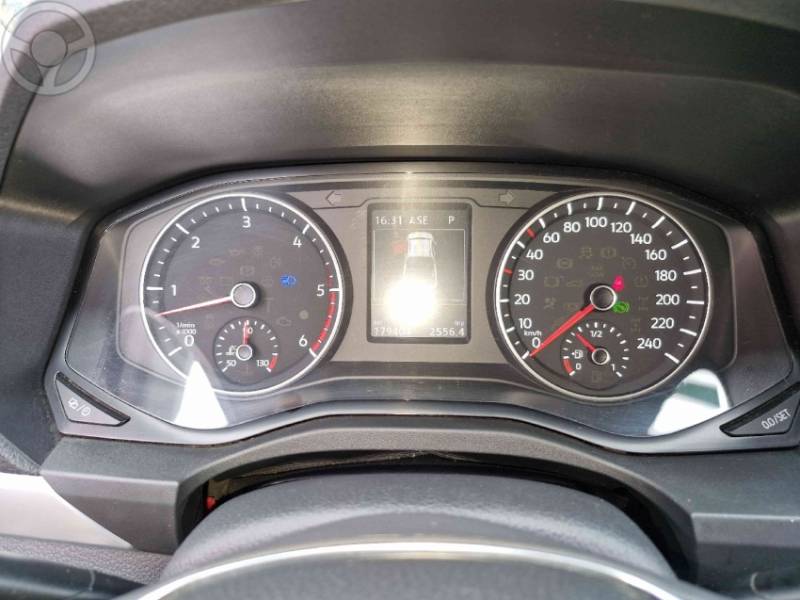 VOLKSWAGEN - AMAROK 3.0 V6 TDI HIGHLINE CD DIESEL 4MOTION AUTOMÁTICO - 2018/2018 - BRANCA - R$ 139.000,00