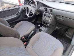 CHEVROLET - CELTA 1.0 MPFI LIFE 8V FLEX 2P MANUAL - 2005/2006 - BRANCA - R$ 18.990,00
