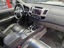TOYOTA - HILUX 3.0 SR 4X4 CD 16V TURBO INTERCOOLER DIESEL 4P AUTOMÁTICO - 2014/2015 - BRANCA - R$ 142.000,00