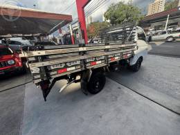 HYUNDAI - HR 2.5 TCI HD LONGOCAÇAMBA 4X2 8V 97CV TURBO INTERCOOLER DIESEL 2P MANUAL - 2015/2016 - BRANCA - R$ 99.000,00