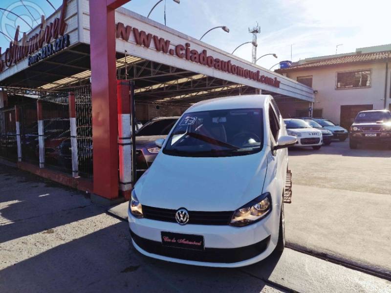 VOLKSWAGEN - FOX 1.0 MI TREND 8V FLEX 4P MANUAL - 2012/2013 - BRANCA - R$ 37.900,00