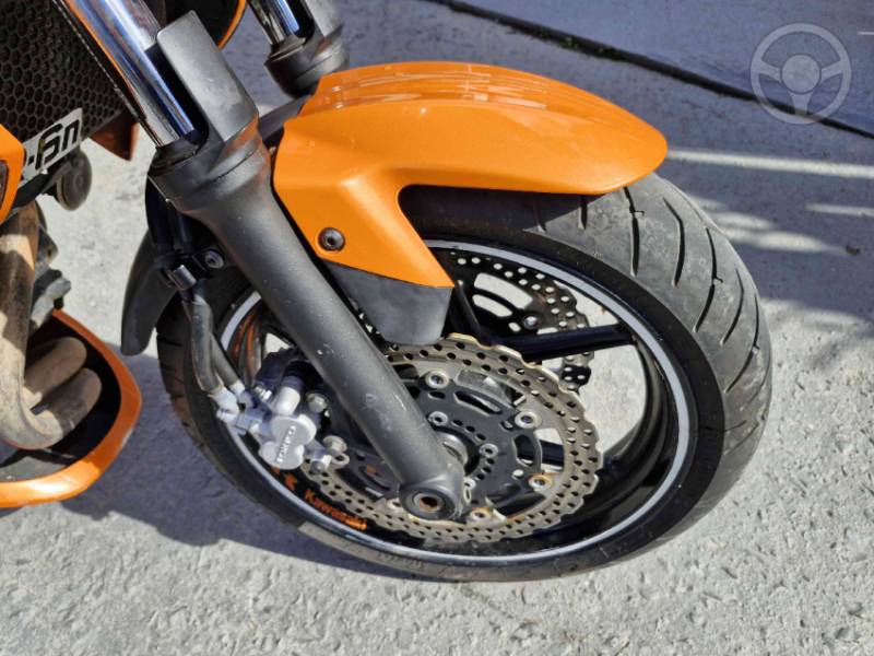 KAWASAKI - ER-6N ABS - 2010/2010 - LARANJA - R$ 22.990,00