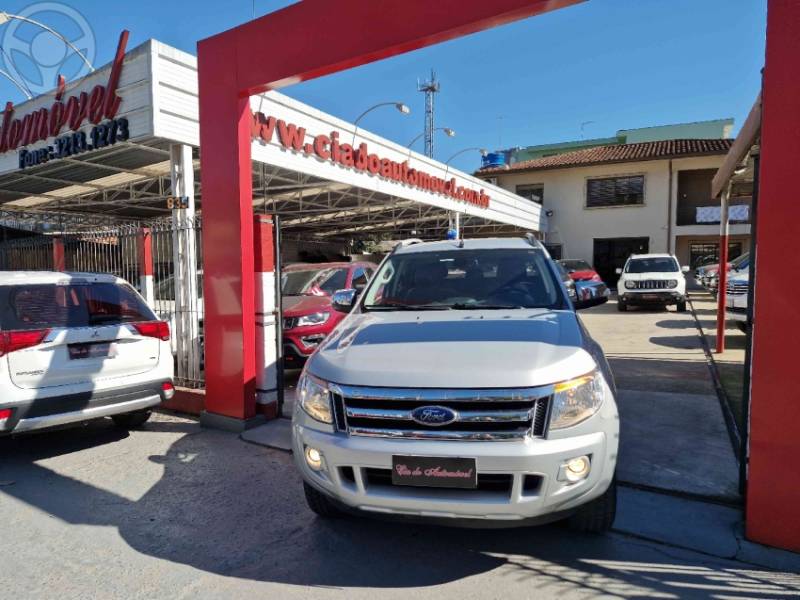 FORD - RANGER 3.2 LIMITED 4X4 CD 20V DIESEL 4P AUTOMÁTICO - 2014/2014 - PRATA - R$ 99.800,00