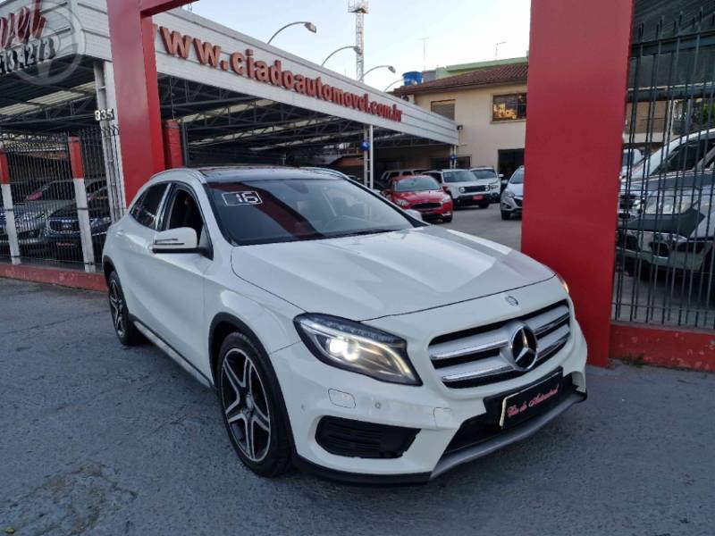 MERCEDES-BENZ - GLA 250 2.0 16V TURBO SPORT 4P AUTOMÁTICO - 2015/2016 - BRANCA - R$ 134.000,00
