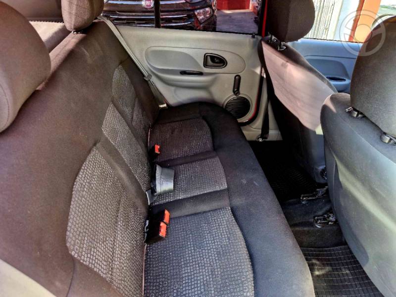 RENAULT - CLIO 1.0 CAMPUS 16V FLEX 4P MANUAL - 2012/2012 - VERMELHA - R$ 23.900,00