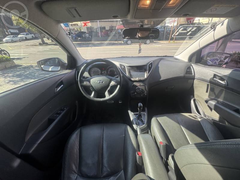 HYUNDAI - HB20X 1.6 16V STYLE FLEX 4P AUTOMÁTICO - 2013/2014 - PRATA - R$ 55.900,00