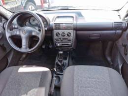 CHEVROLET - CORSA 1.0 MPFI CLASSIC SEDAN LIFE 8V FLEX 4P MANUAL - 2006/2007 - PRATA - R$ 22.900,00